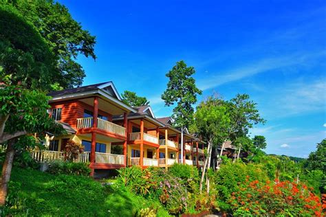 Rooms available at Gardens of Malasag Eco Tourism .